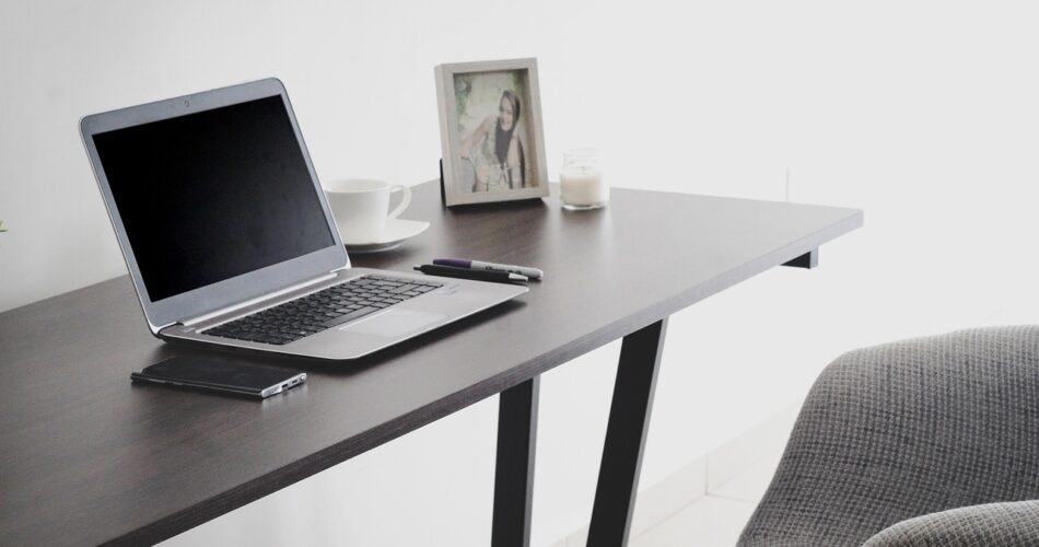 As Layoffs Increase, Companies and Experts Push on Remote Work as an Alternative